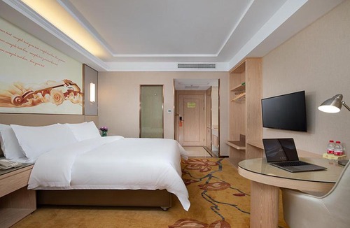 Zhanggong District Hotel | Vienna Hotel(Ganzhou Railway Station Shop)