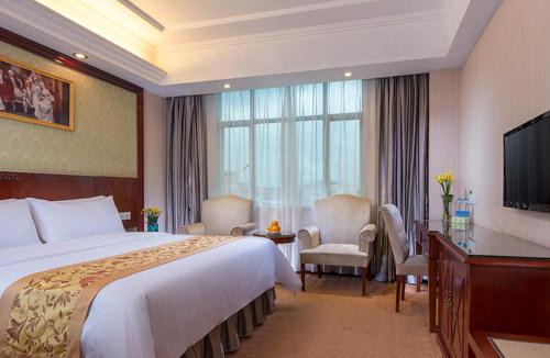 Huadu Hotel | Vienna Hotel Guangzhou Airport 2