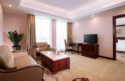 Guangzhou Hotel | Vienna Hotel Guangzhou Dongpu Bus Station