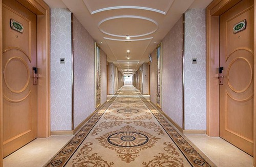 Huadu Hotel | Vienna Hotel(Guangzhou Huadu Rongchuang Wanda Hibiscus Station )