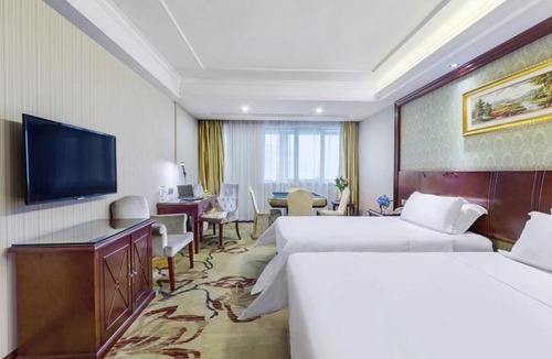 Lingchuan County Hotel | Vienna Hotel Guilin Lingchuan Shunxiang No.1 Mansion