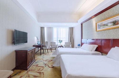Lingchuan County Hotel | Vienna Hotel Guilin Lingchuan Shunxiang No.1 Mansion
