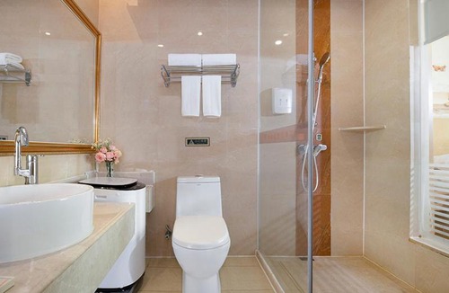 Huizhou Hotel | Vienna Hotel Huizhou Dahuxi