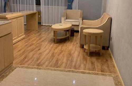 Kunming City Centre Hotel | Vienna Hotel Kunming Baiyun Road Metro Station Jiang'an
