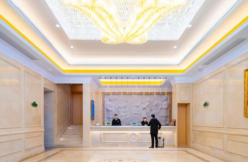 Jurong Hotel | Vienna Hotel Lukou Airport