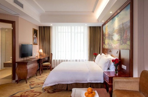Jieyang Hotel | Vienna Hotel Puning South Huancheng Road High-Speed Train Station