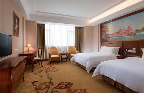 Jieyang Hotel | Vienna Hotel Puning South Huancheng Road High-Speed Train Station