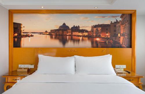 Longgang Hotel | Vienna Hotel Shenzhen Longgang Vanke Li Jixiang Metro Station Branch