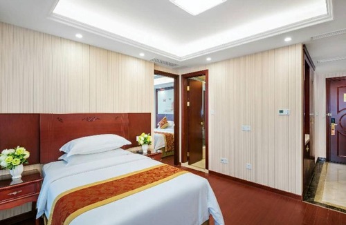 Changxing County Hotel | Vienna Hotel Zhejiang Huzhou Changxing Mingzhu Road