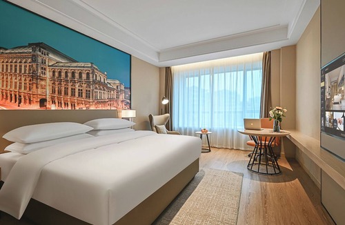 Huadu Hotel | Vienna International Hotel Guangzhou Baiyun International Airport Xialiang Metro Station Branch - Free Shuttle Bus to Guangzhou Baiyun International Airport