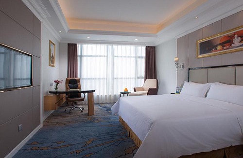 Baiyun Hotel | Vienna International Hotel Guangzhou Shijing International