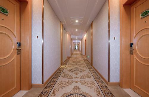 Panyu Hotel | Vienna International Hotel Guangzhou Changlong Qifu Xincun