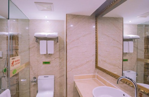 Guangling Qu Hotel | Vienna International Hotel Yangzhou outlets Plaza Heyuan