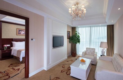 Laofutou Hotel | Vienna International Hotel Zhongshan Shiqi Kanghua Road