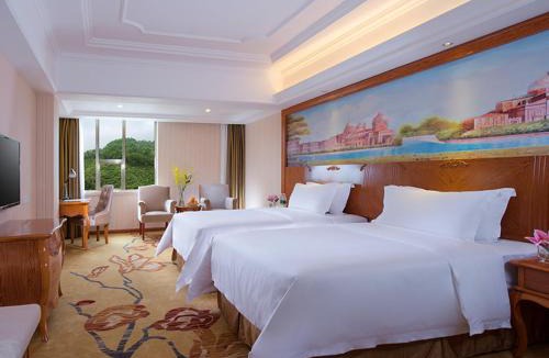 Buji Hotel | Vienna International Hotel Shenzhen Caopu Jindaotian