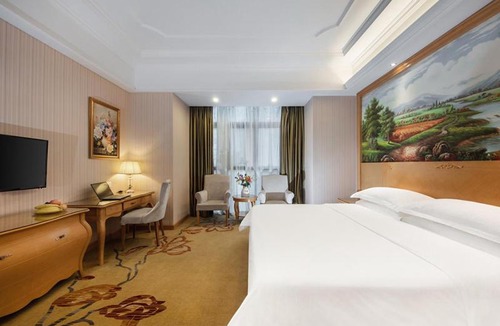 Cangshan Hotel | Vienna International Hotel Fuzhou Cangshan Wanda