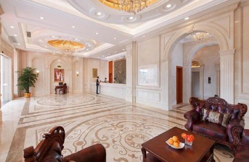 Yuancheng District Hotel | Vienna International Hotel Heyuan Yajule Garden