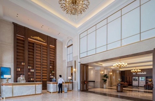 Huadu Hotel | Vienna International Hotel Guangzhou Baiyun International Airport Branch - Free Shuttle Bus to Guangzhou Baiyun International Airport & Free Deliver Service to Canton Fair Complex During Canton Fair Period