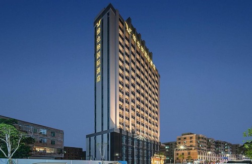 Huadu Hotel | Vienna International Hotel Guangzhou Baiyun International Airport Huadu Square Branch - Free Shuttle Bus to Guangzhou Baiyun International Airport & Free Deliver Service to Canton Fair Complex During Canton Fair Period