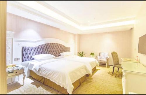 Qixing Hotel | Vienna International Hotel Guilin Wanda Plaza