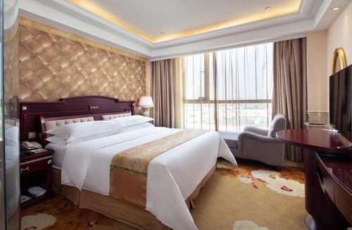 Taicang Hotel | Vienna International Hotel Taicang Wanda Square
