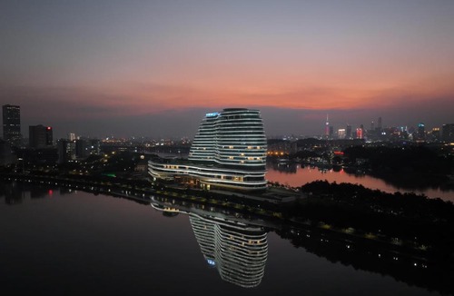 Panyu Hotel | Vignette Collection The Xanadu Guangzhou, an IHG Hotel