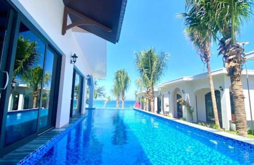 Suoi Nuoc Beach Villa | Villa C62 - Private Swimming Pool 100M2 - In Stunning Sea Front Location