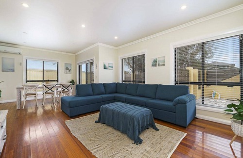 Ettalong Beach House | Villa Mare Ettalong Beach