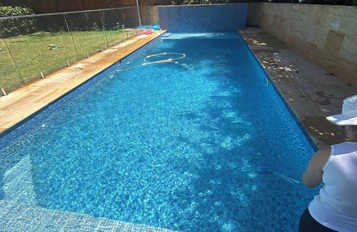 Lindfield House | Villa Palmera a-resort style house, close to amenities, transpor, shopping, city