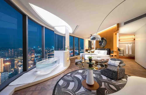 Jeifangbei Central Business District Hotel | Vista High-Rise River View Hotel (Jiefangbei Area/Hong Ya Dong)