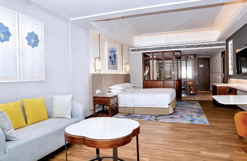 Liwan Hotel | voco Guangzhou Shifu by IHG