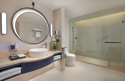 Liwan Hotel | voco Guangzhou Shifu by IHG