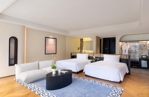 Ten Mile Gallery Resort | voco Guilin Yangshuo by IHG