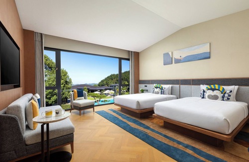 Yinjiageng Hotel | voco Ningbo Dongqian Lake by IHG