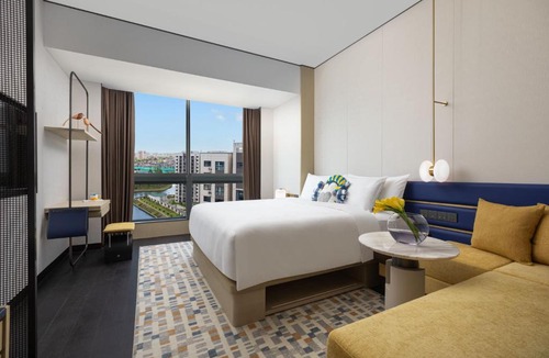 Minhang Hotel | voco Suites Shanghai Hongqiao CBD by IHG