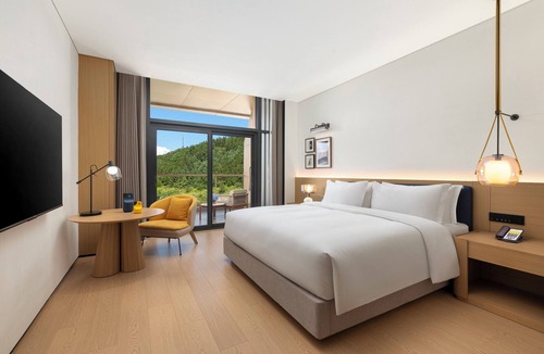 Luxi County Hotel | voco Wugong Mountain Jiangxi by IHG