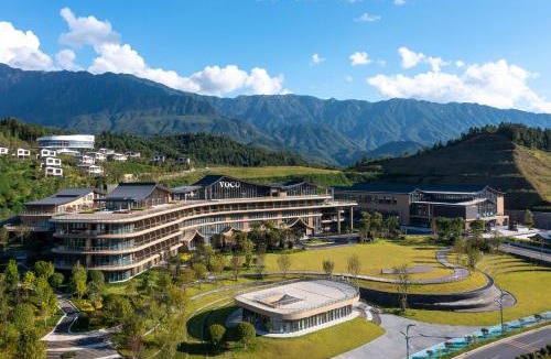 Luxi County Resort | voco Wugong Mountain Jiangxi by IHG