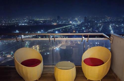 Noida Hotel | Vogue studio by Shivangi