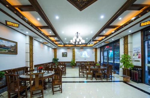 Yi County Hotel | W Smart Motel Superior Hongcun