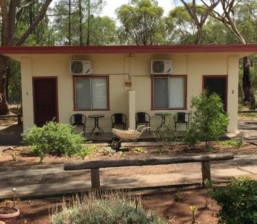 Coonabarabran Hotel | Wagon Wheel Motel & Units