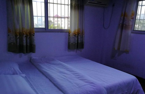 Zhongjie Subdistrict Apartment | Waisha Yishujia Apartment