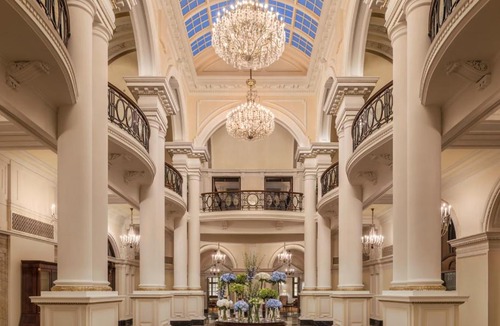Downtown Shanghai Hotel | Waldorf Astoria Shanghai on the Bund