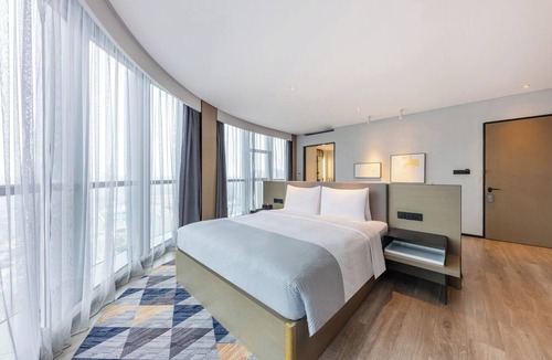 Jiulonghu Administration Office Hotel | Wanda Moments Nanchang