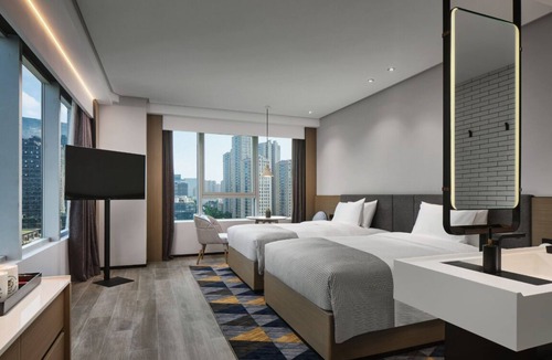 Zhonggongmiao Hotel | Wanda Moments NingBo