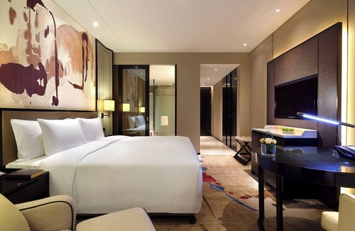 Wenfeng District Hotel | Wanda Realm Anyang