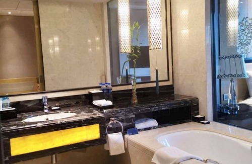 Hongshan District Hotel | Wanda realm chifeng
