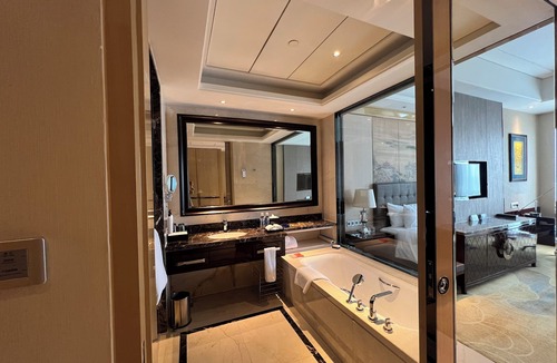 Xinfu Qu Hotel | Wanda Realm Fushun