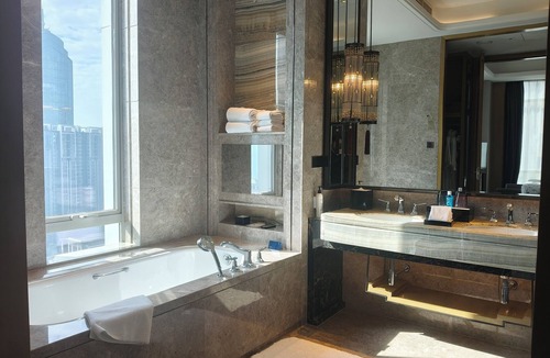 Chengzhong District Hotel | Wanda Realm Liuzhou