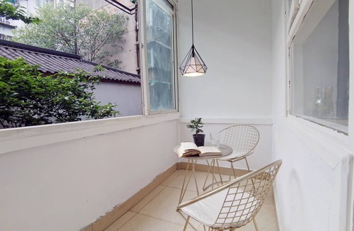 Qingyang Apartment | Warm Studio in Chengdu close to Taishengnan Road