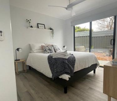 Page House | WARM Sunlit Sustainable north facing Studio